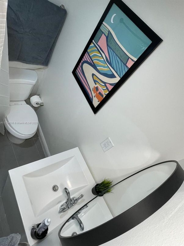 Bathroom, Interior