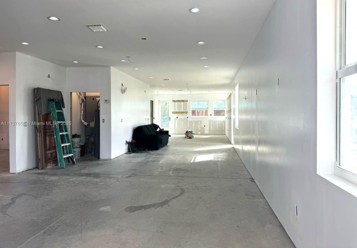 Interior, Recessed Lighting