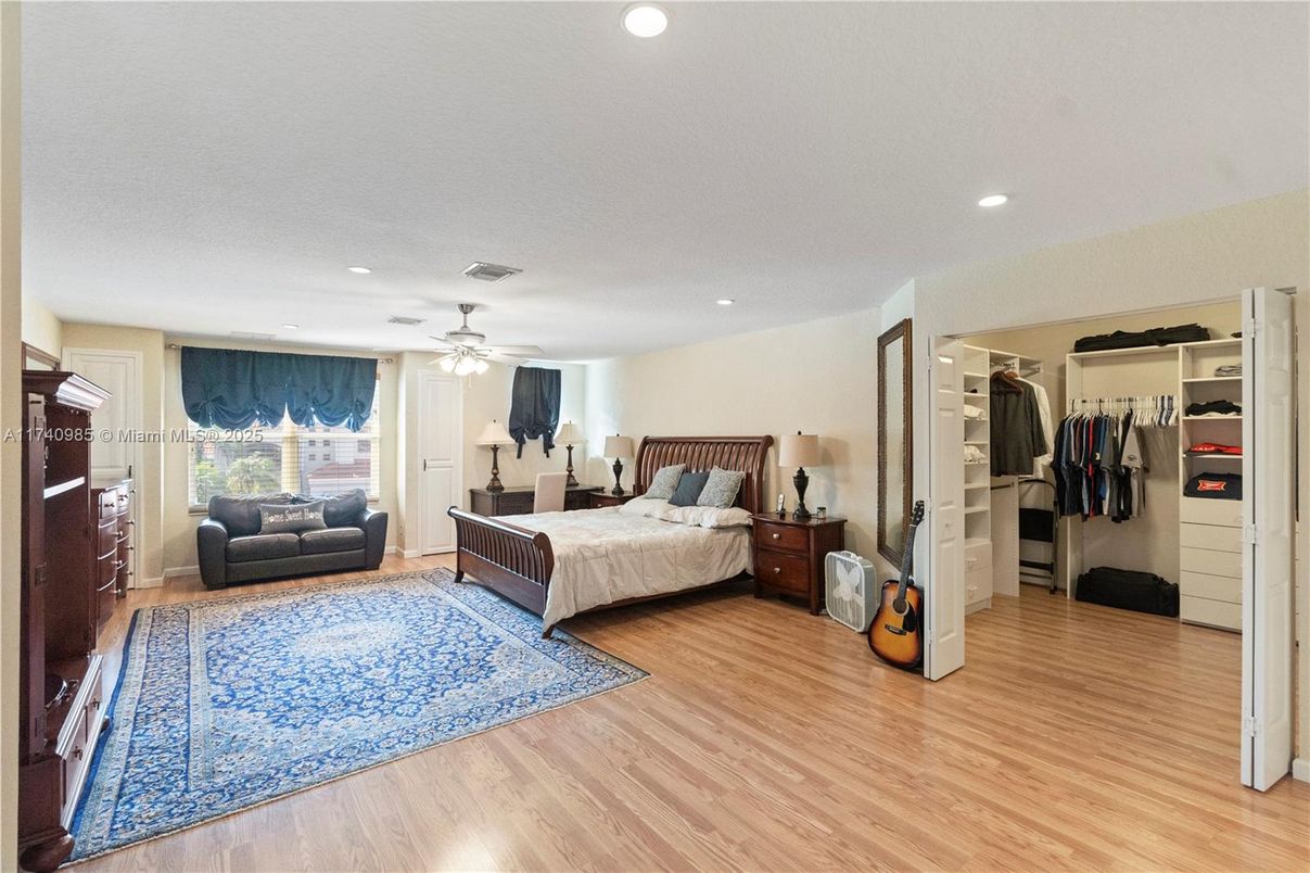 Bedroom, Interior, Recessed Lighting, Wood Texture Flooring