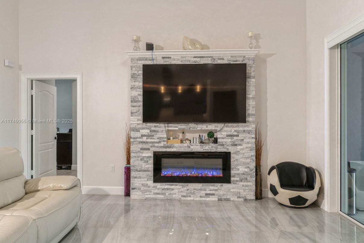 Fireplace, Interior