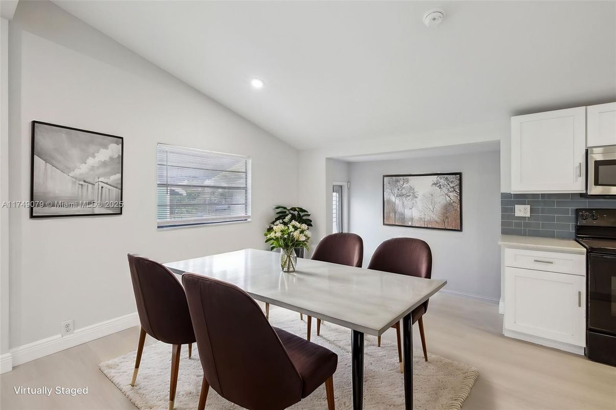 Dining room, Interior, Kitchen, Recessed Lighting, Wood Texture Flooring