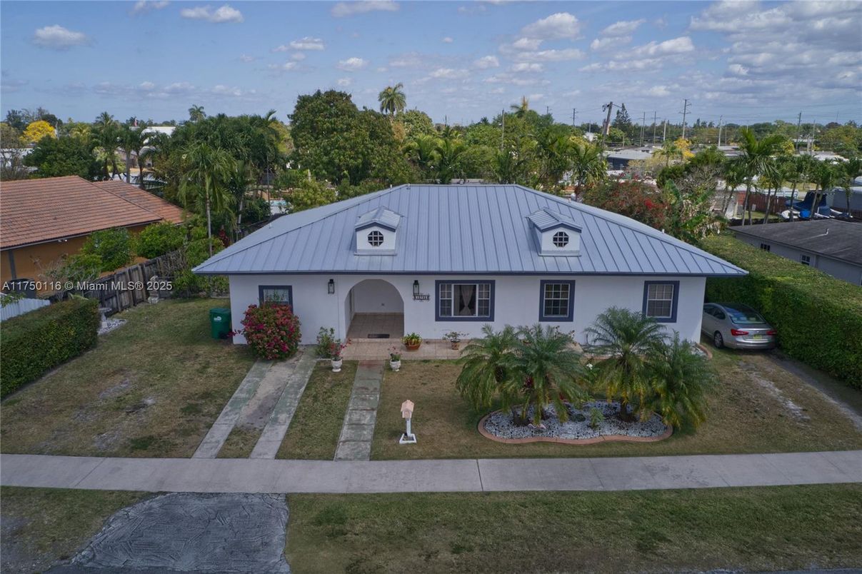 Backyard, Exterior, Facade, None