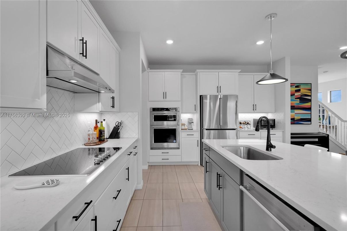 Interior, Kitchen, Pendant Lights, Recessed Lighting, Stainless Steel Appliances