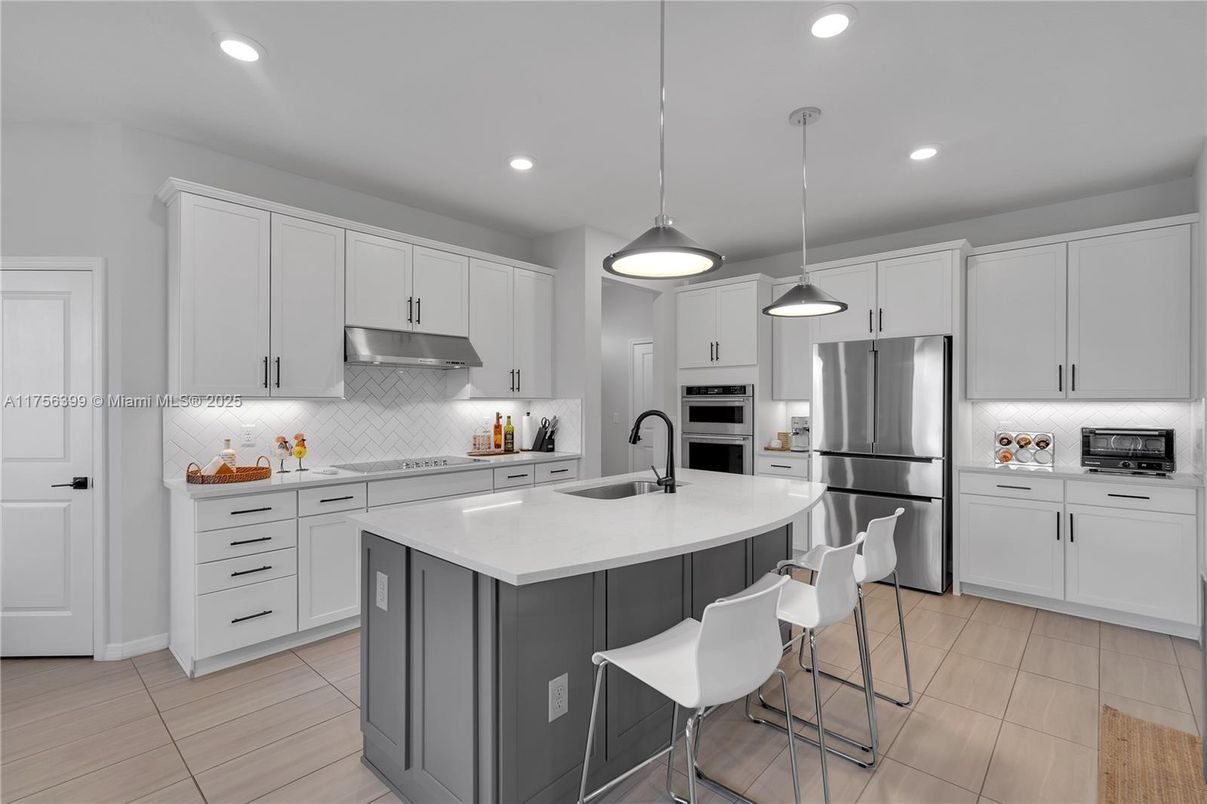 Interior, Kitchen, Pendant Lights, Recessed Lighting, Stainless Steel Appliances