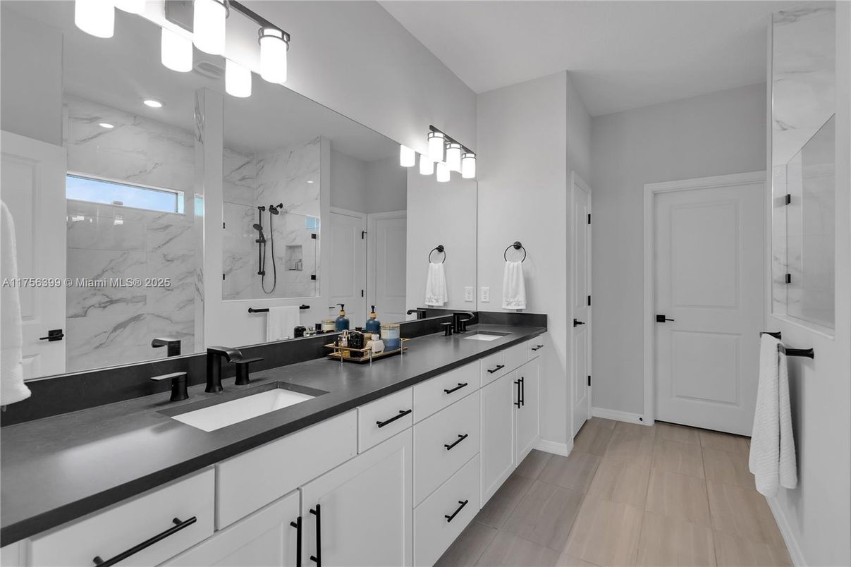 Bathroom, Dual Sink Vanities, Interior, Marble Walls