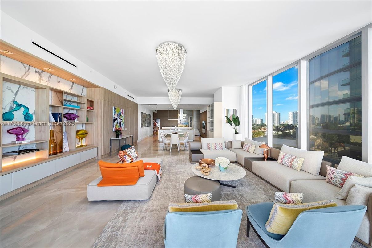 Chandelier, Dining room, Interior, Living room