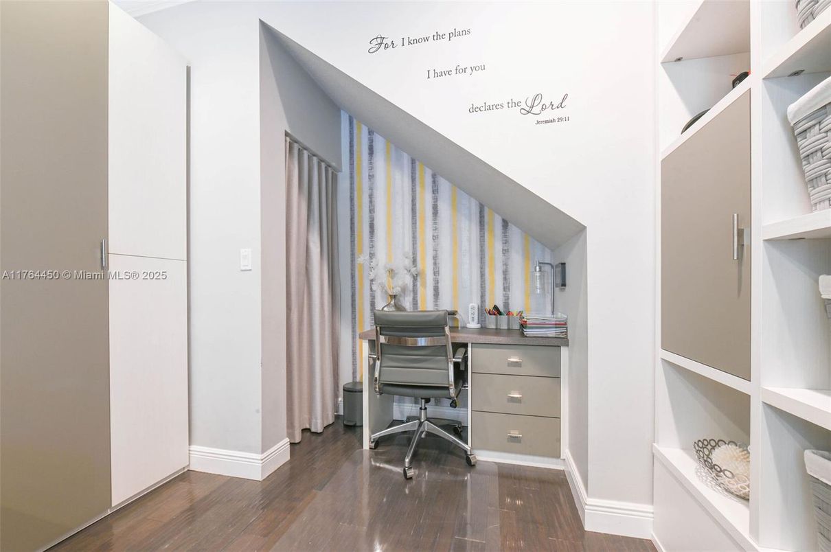 Home Office, Interior, Wood Texture Flooring