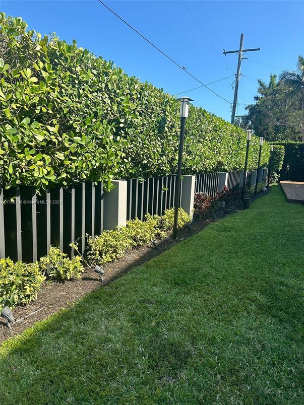 Backyard, Exterior