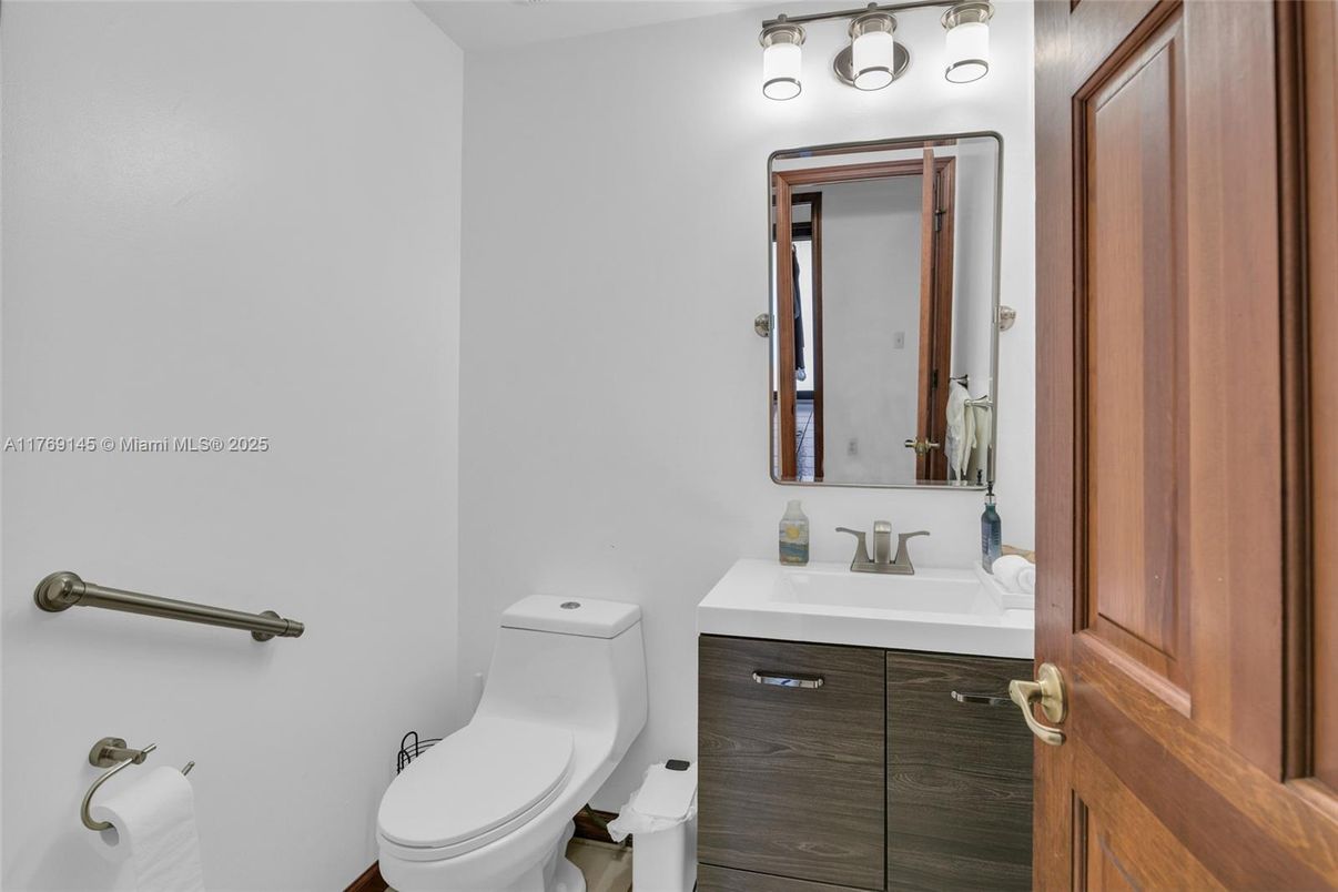 Bathroom, Interior
