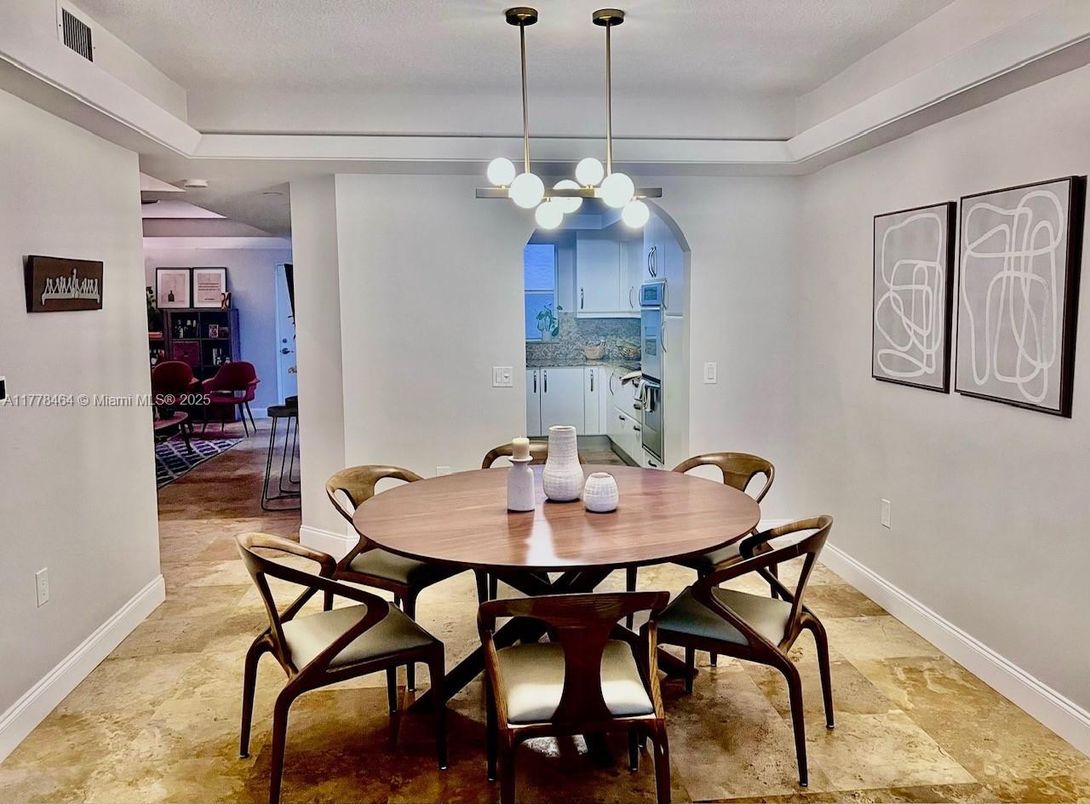 Dining room, Interior, Pendant Lights
