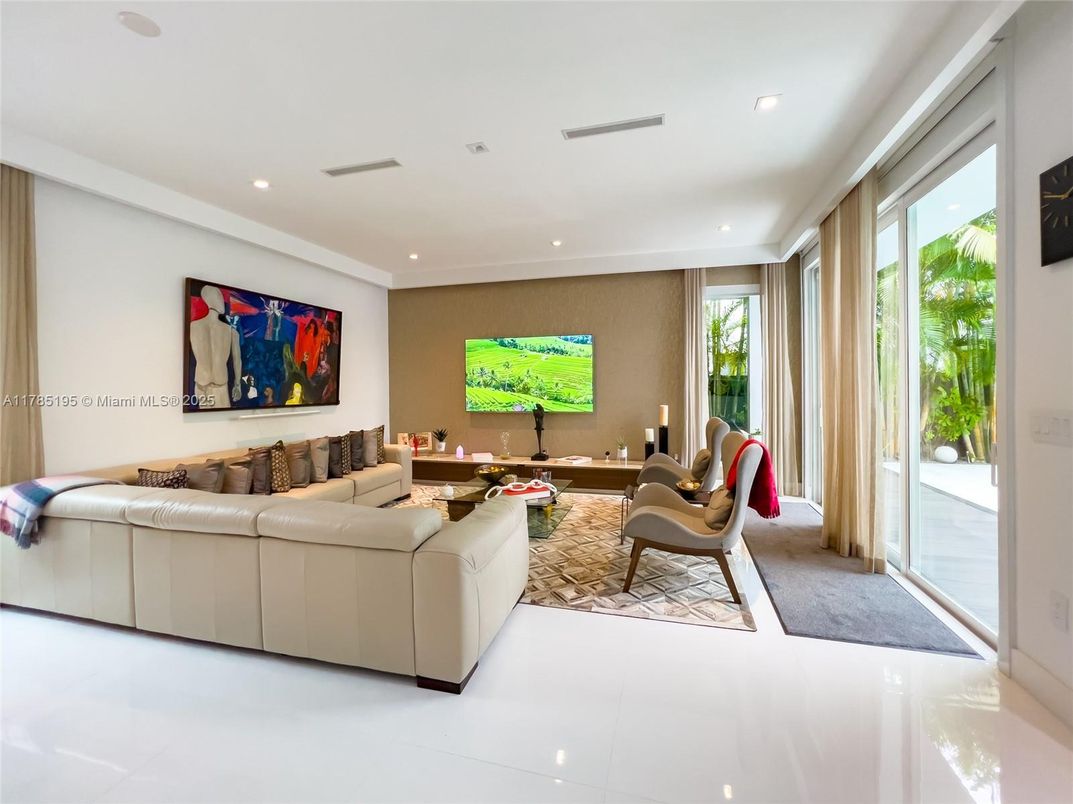 Interior, Living room, Recessed Lighting