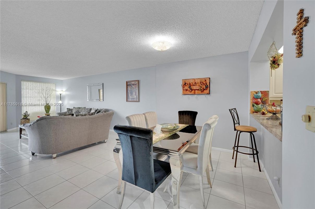 Dining room, Interior, Living room