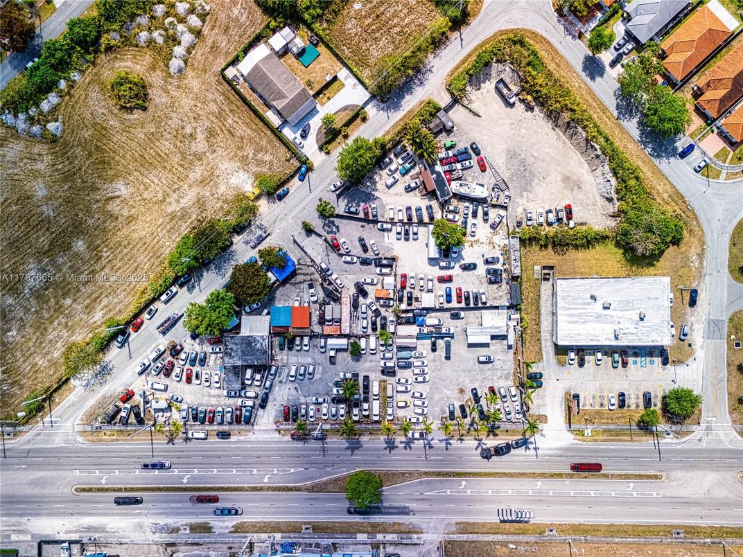 Exterior, Drone
