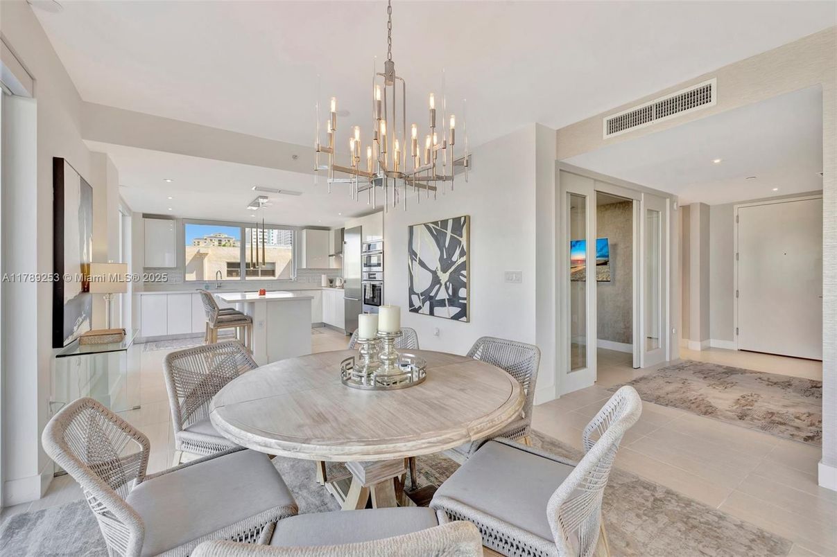 Dining room, Interior, Kitchen, Pendant Lights, Recessed Lighting