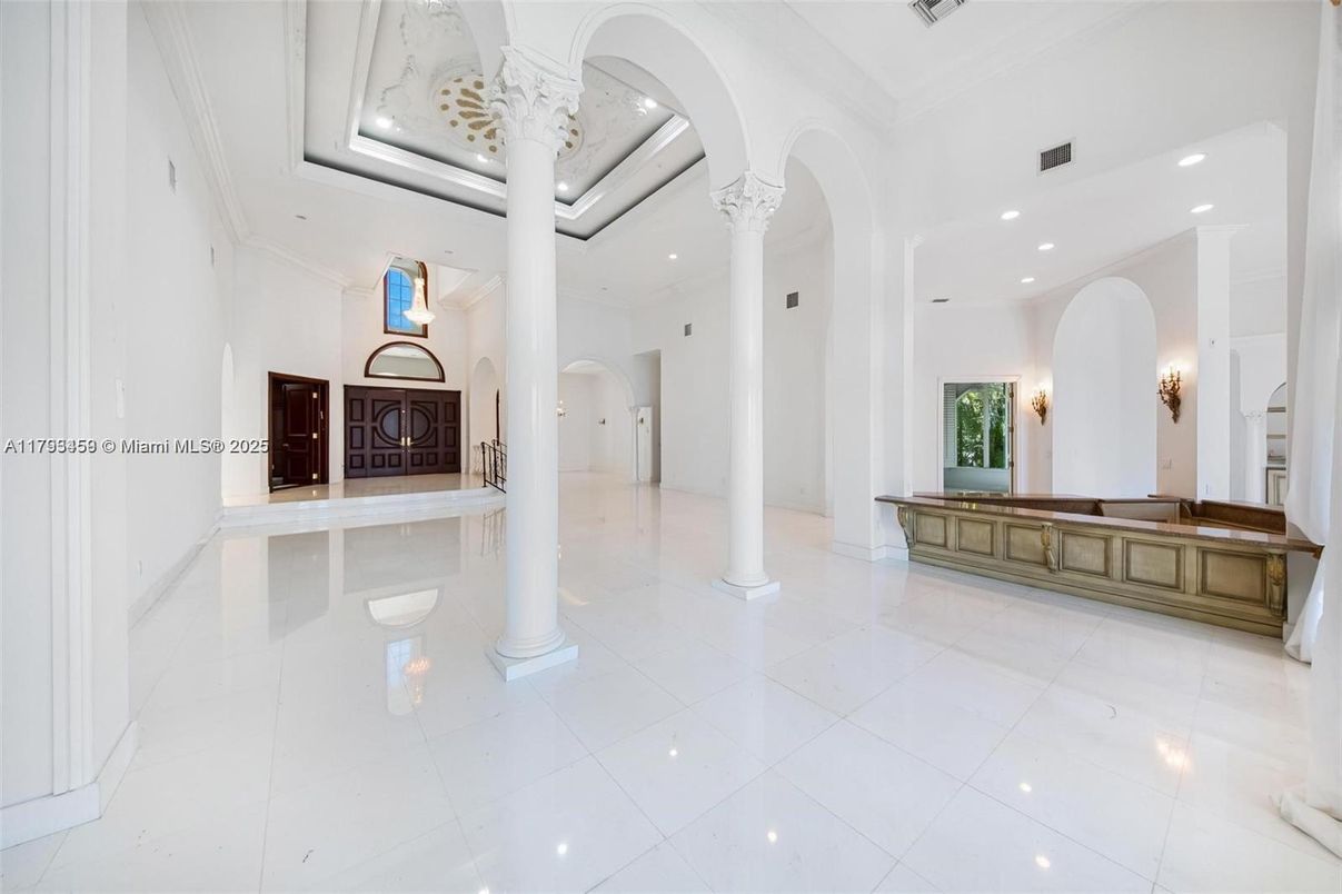 Interior, Recessed Lighting