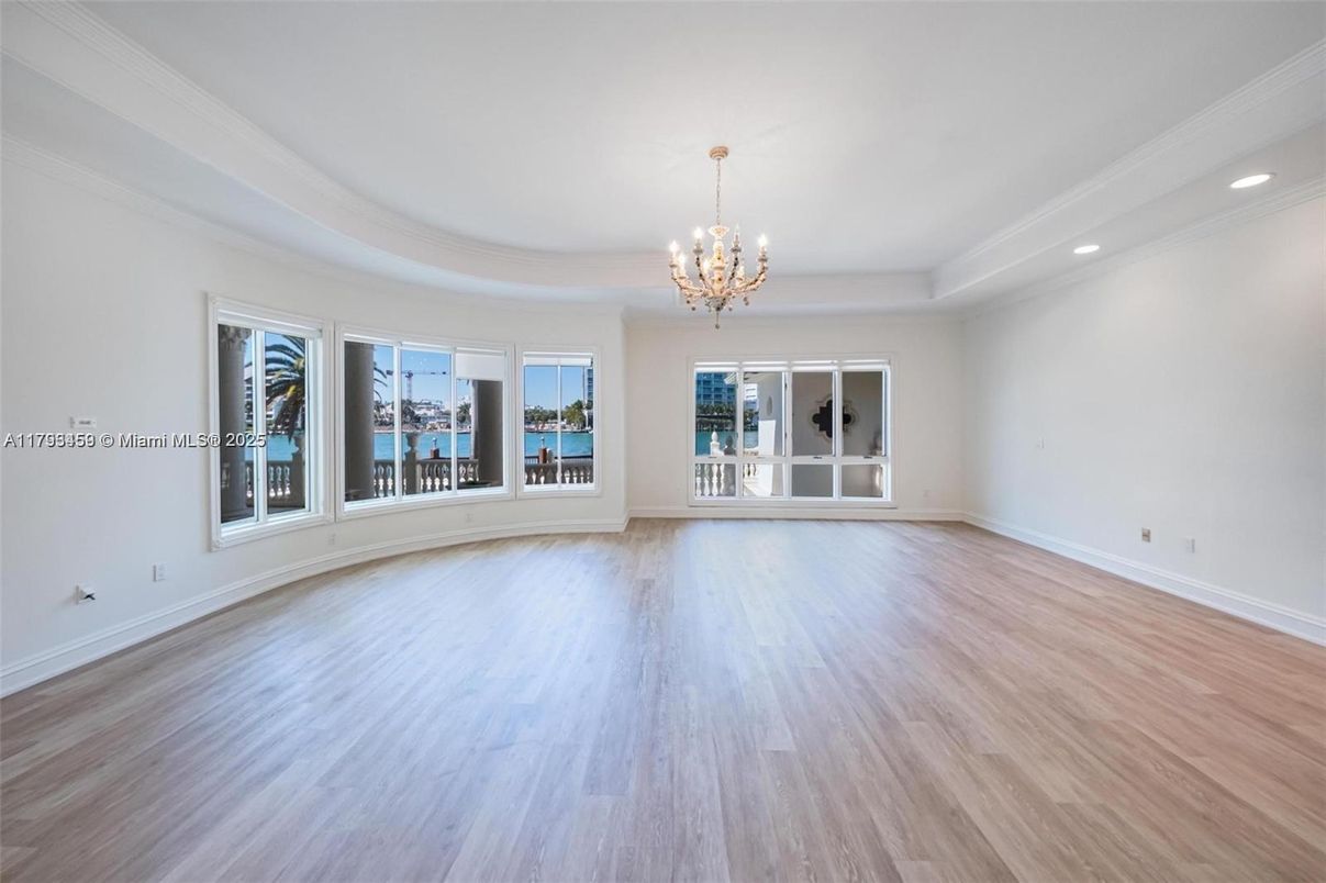Chandelier, Empty room, Interior, Recessed Lighting, Wood Texture Flooring