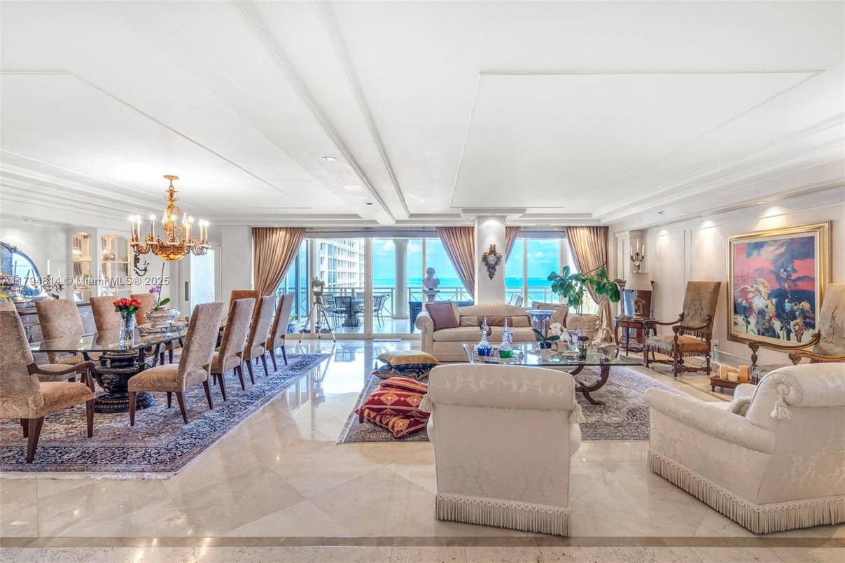 Chandelier, Dining room, Interior, Living room, Recessed Lighting