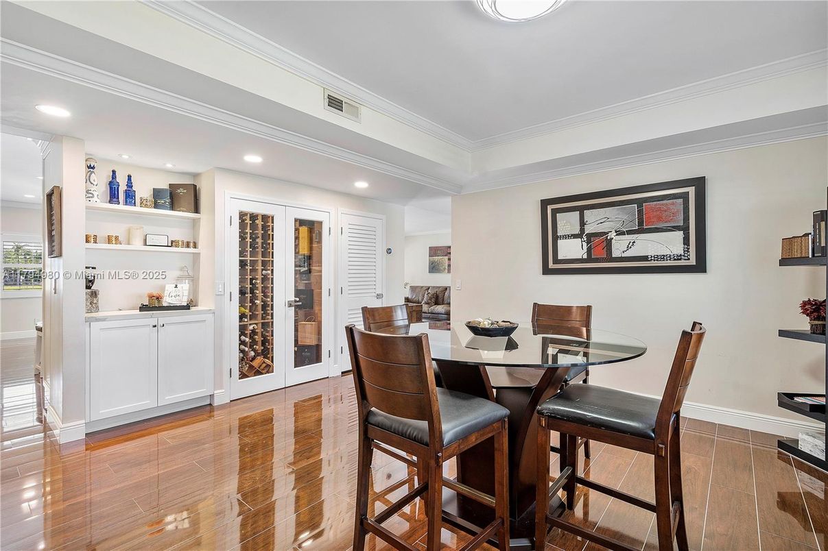 Dining room, Interior, Recessed Lighting, Wood Texture Flooring