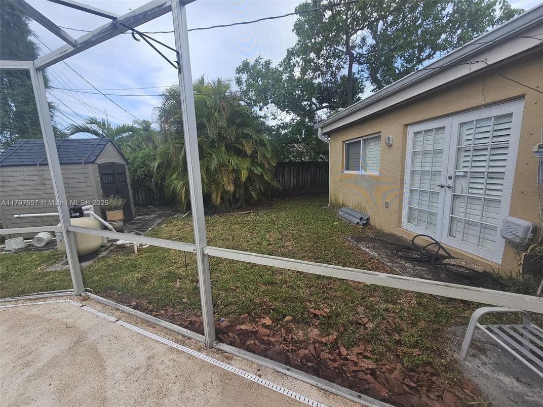 Exterior, Sun Room