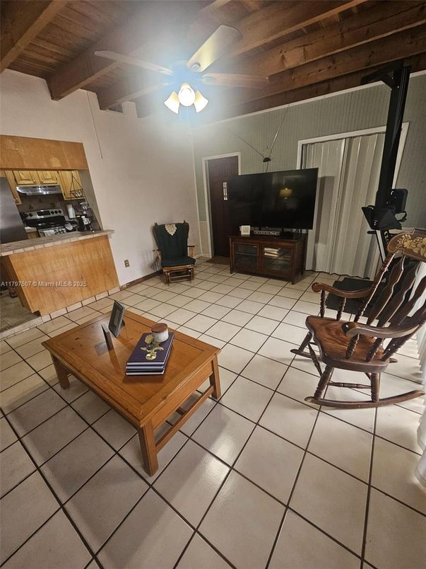 Interior, Kitchen, Living room, Wooden Beams, Wooden Ceilings