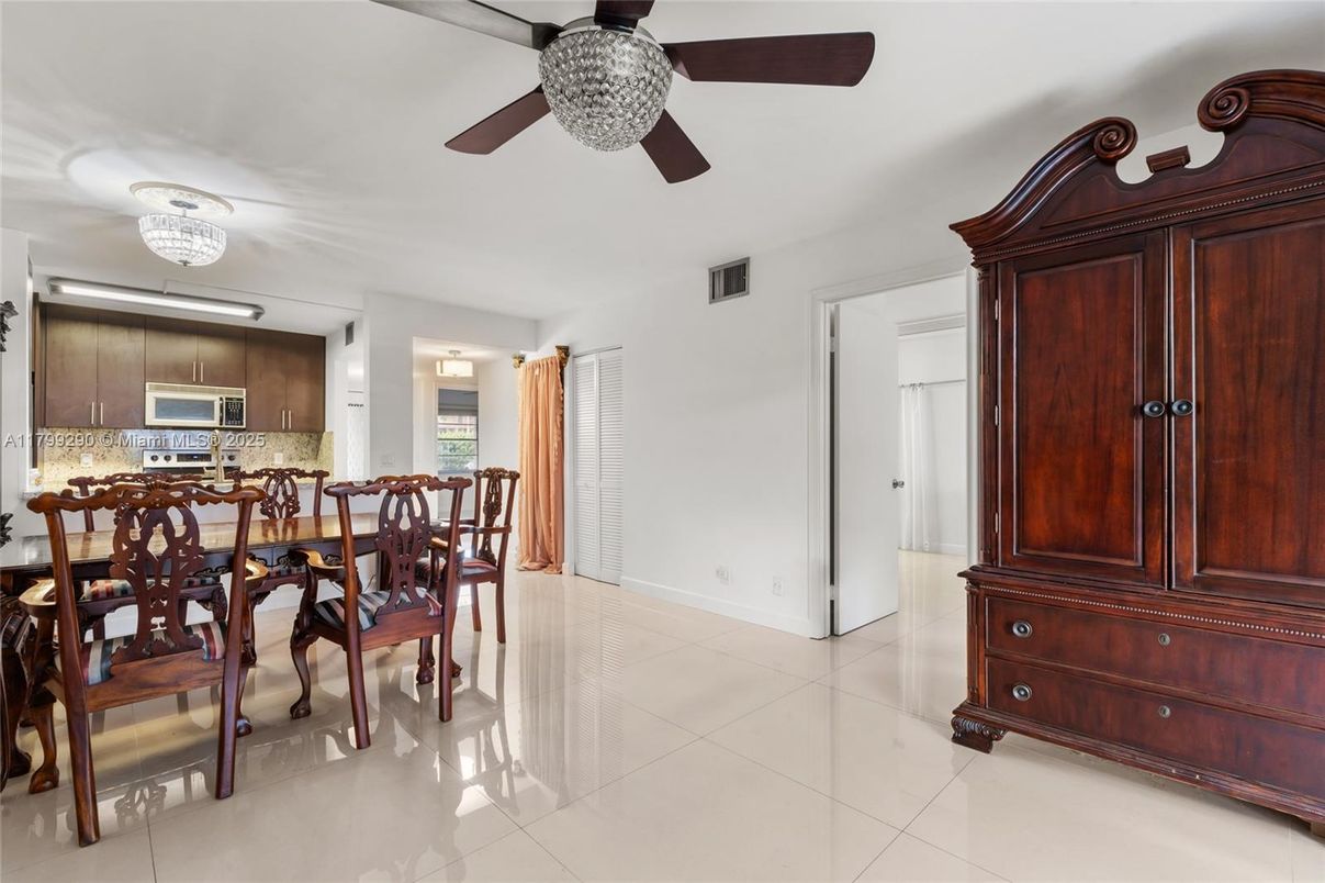 Dining room, Interior, Kitchen