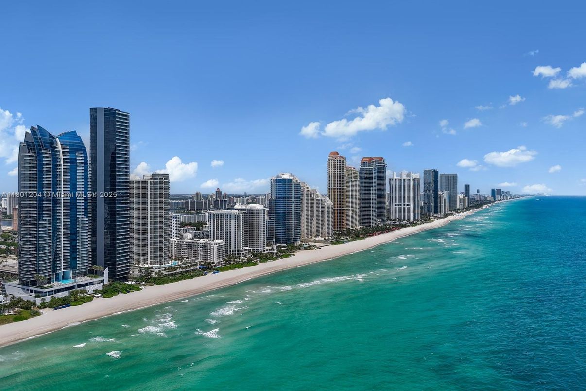 Water, Exterior, Pool, Other, Skyline