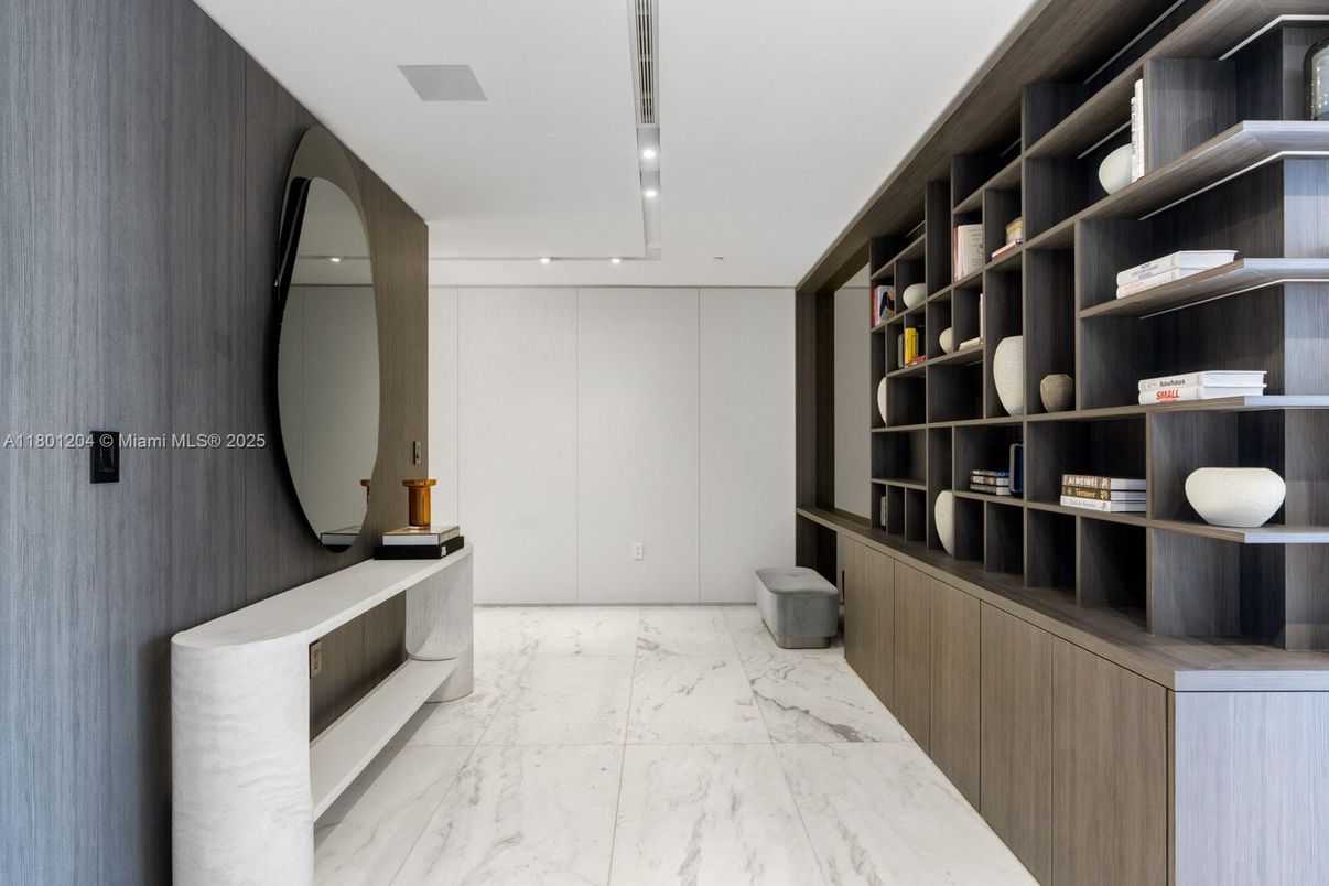 Interior, Marble, Recessed Lighting