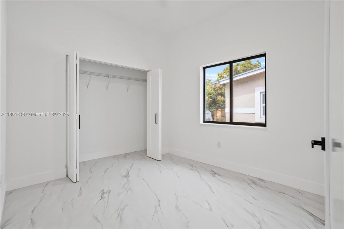 Empty room, Interior, Marble