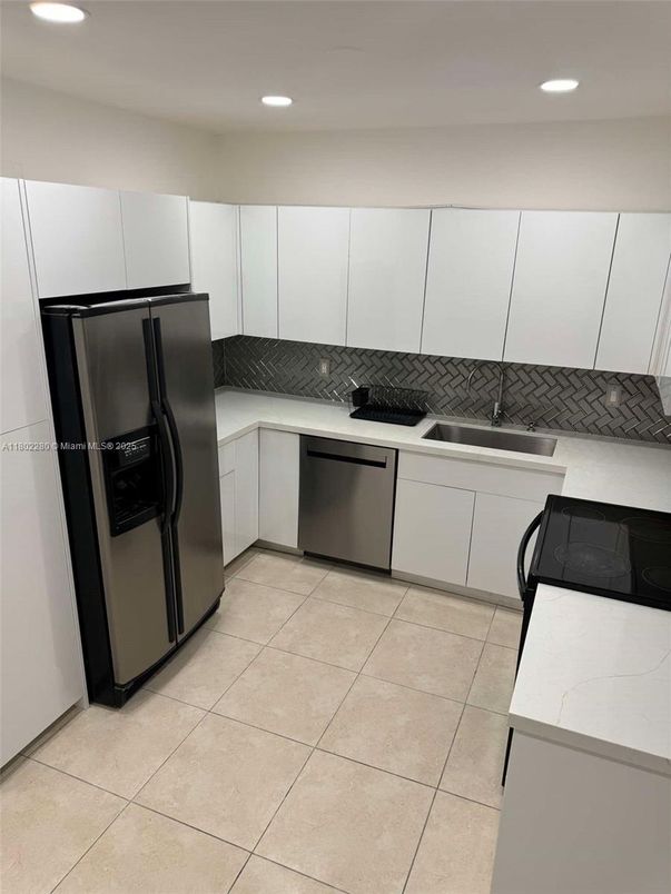 Interior, Kitchen, Recessed Lighting