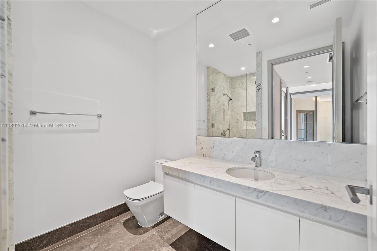 Bathroom, Interior, Marble Walls, Recessed Lighting