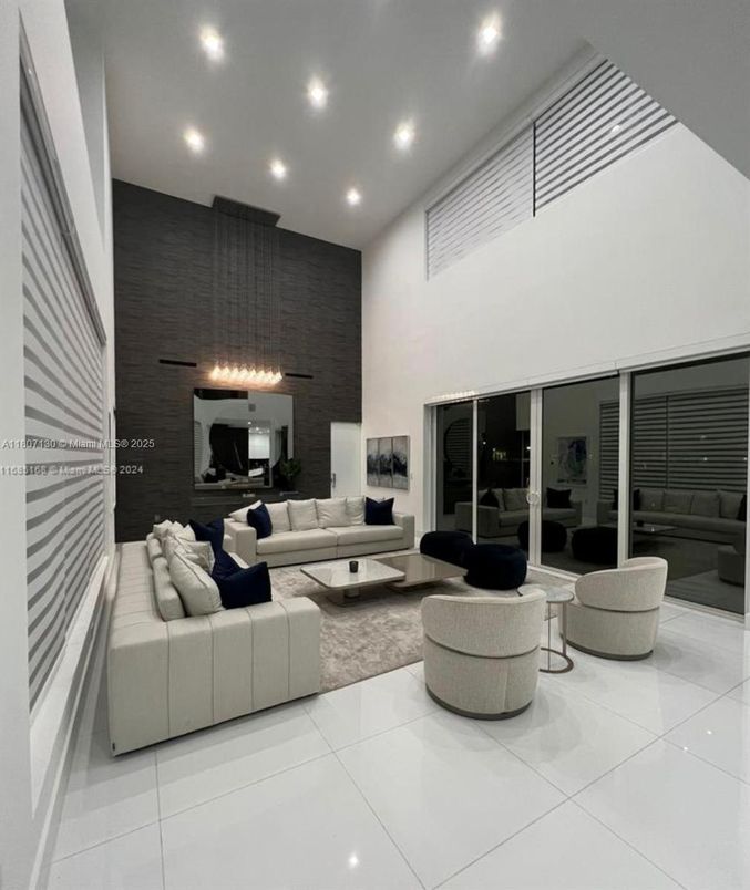 Fireplace, Interior, Living room, Recessed Lighting