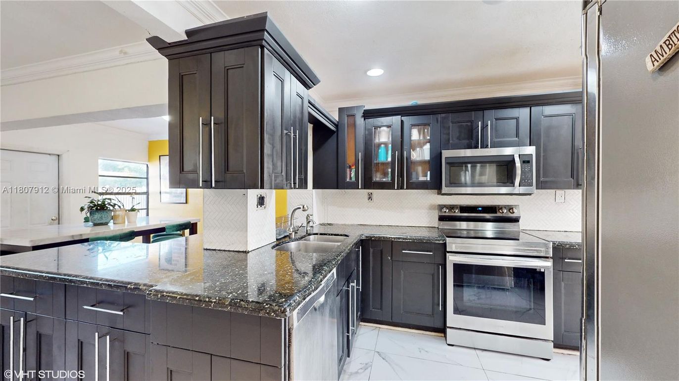 Interior, Kitchen, Marble, Recessed Lighting, Stainless Steel Appliances