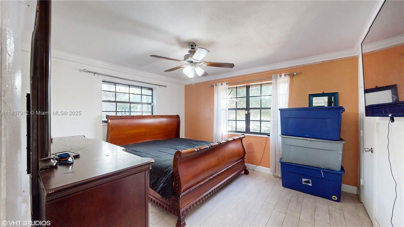Bedroom, Home Office, Interior, Wood Texture Flooring