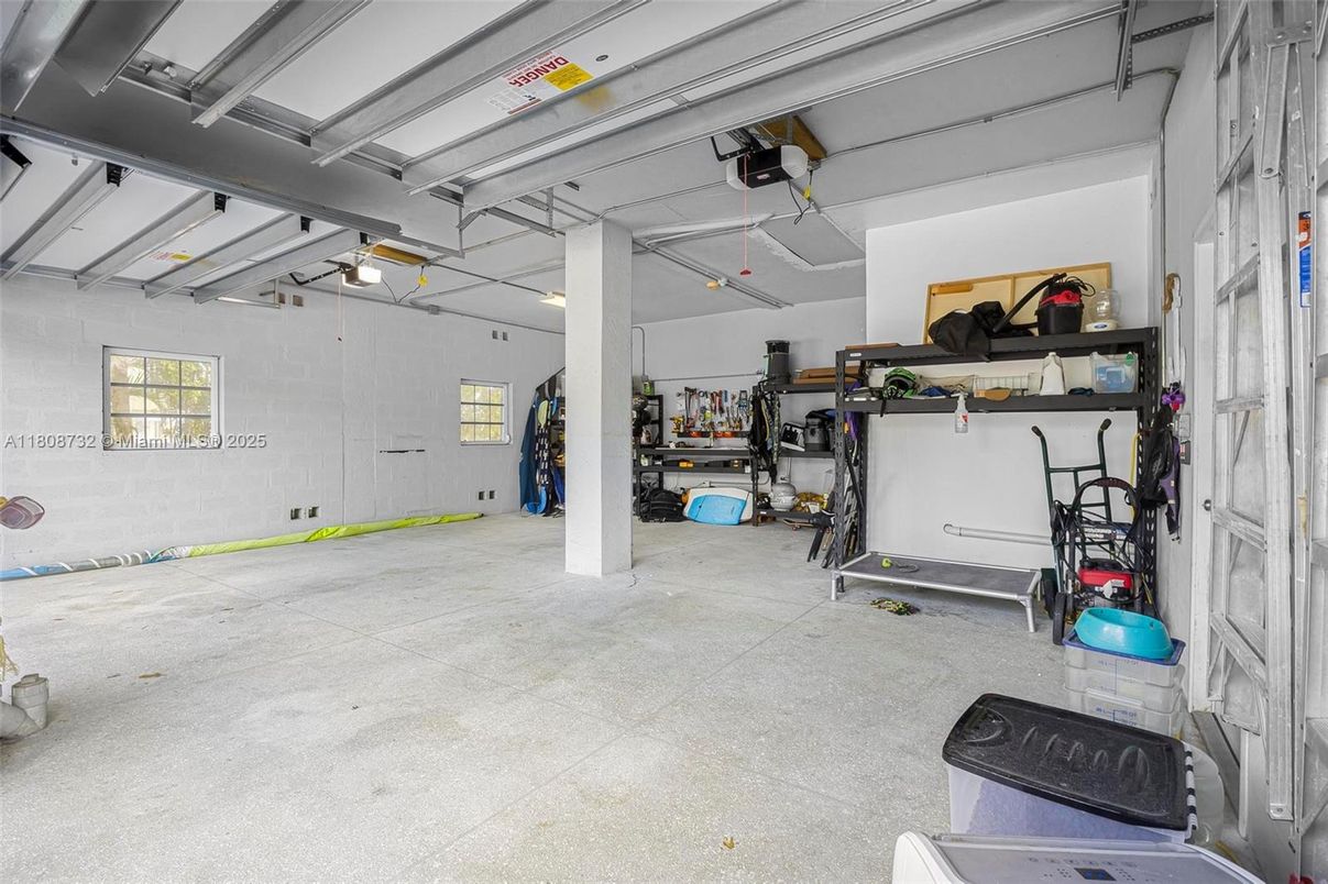 Fitness Equipment, Garage, Interior