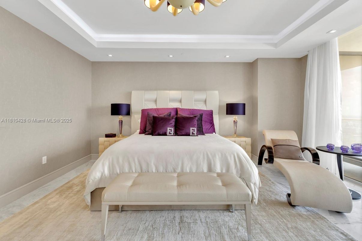 Bedroom, Interior, Recessed Lighting