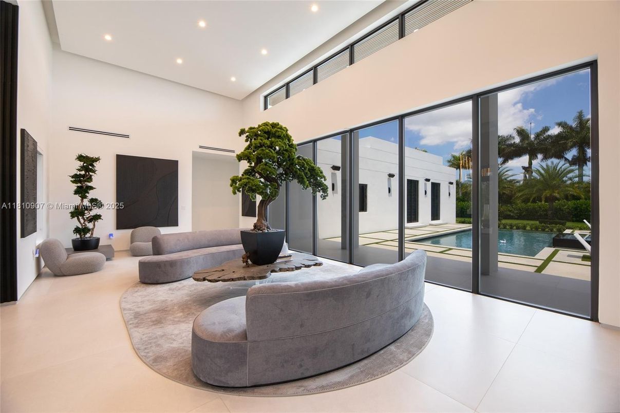 Interior, Recessed Lighting, Water
