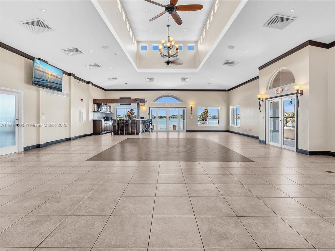 Chandelier, Interior, Recessed Lighting