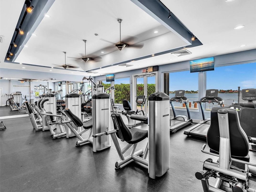 Fitness Equipment, Gym, Interior, Recessed Lighting, Water