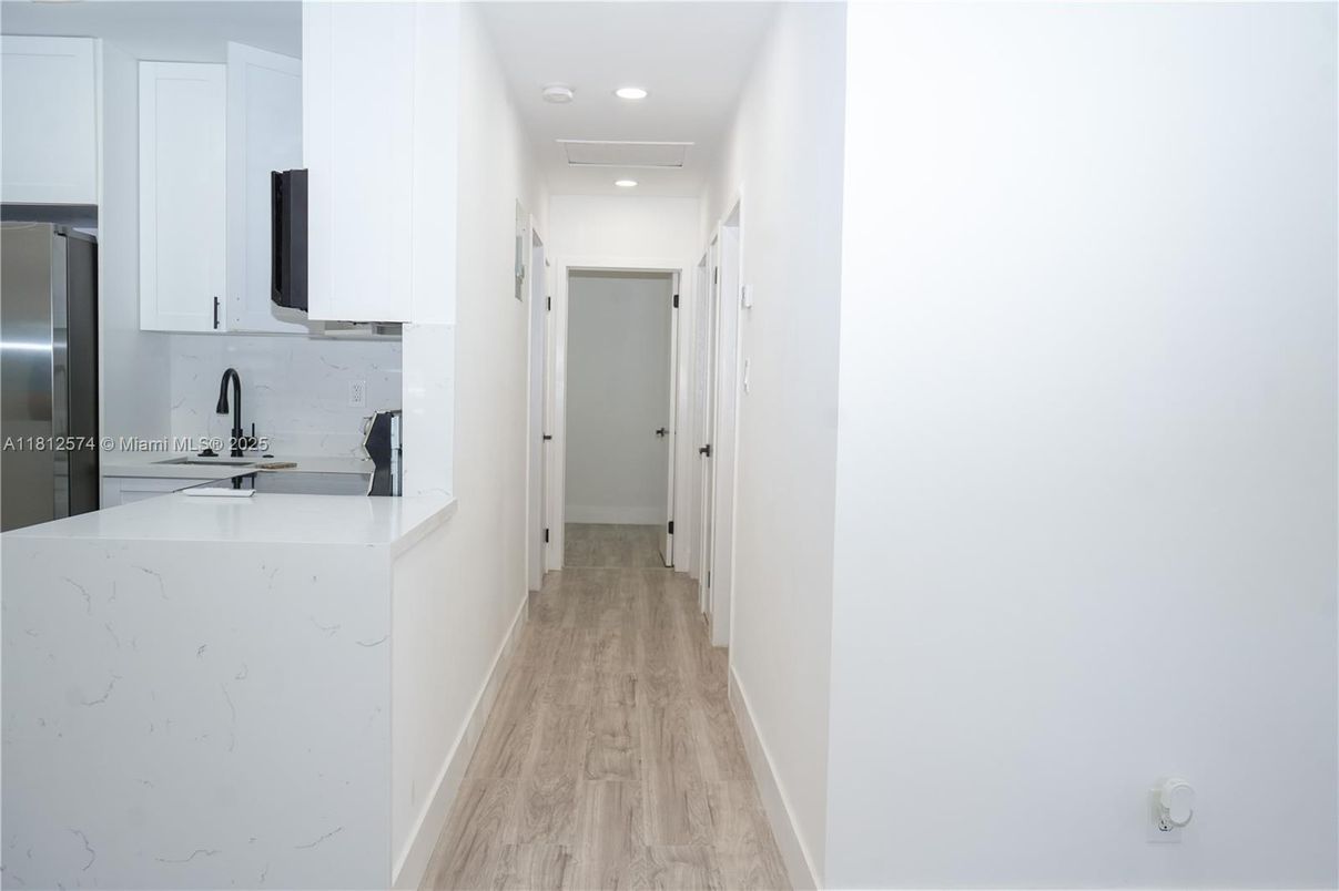 Interior, Kitchen, Recessed Lighting, Wood Texture Flooring
