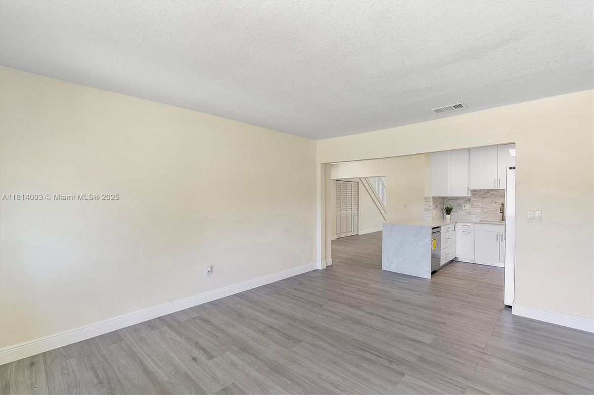Empty room, Interior, Kitchen, Wood Texture Flooring