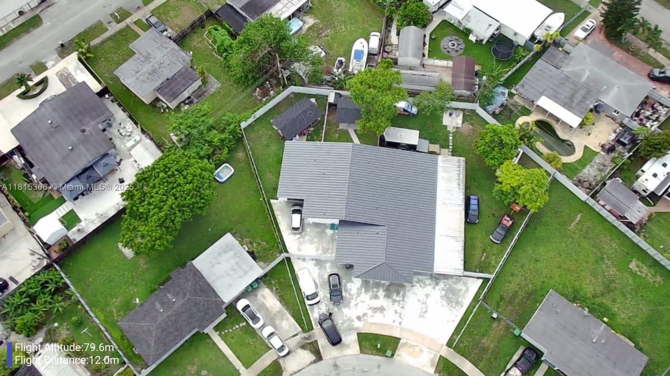 Exterior, Drone