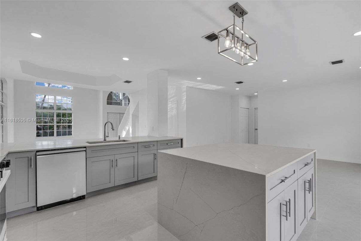 Interior, Kitchen, Pendant Lights, Recessed Lighting