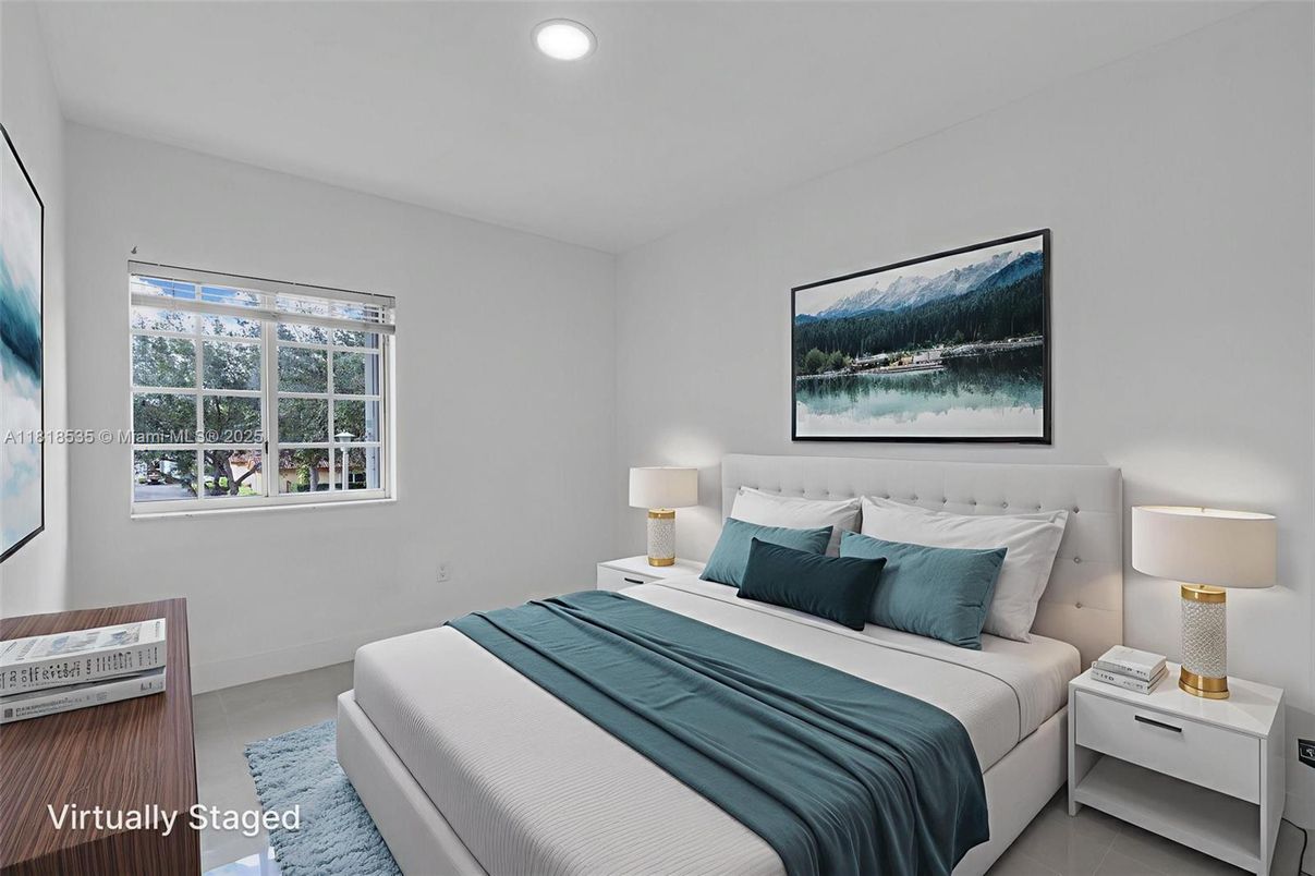 Bedroom, Interior, Recessed Lighting