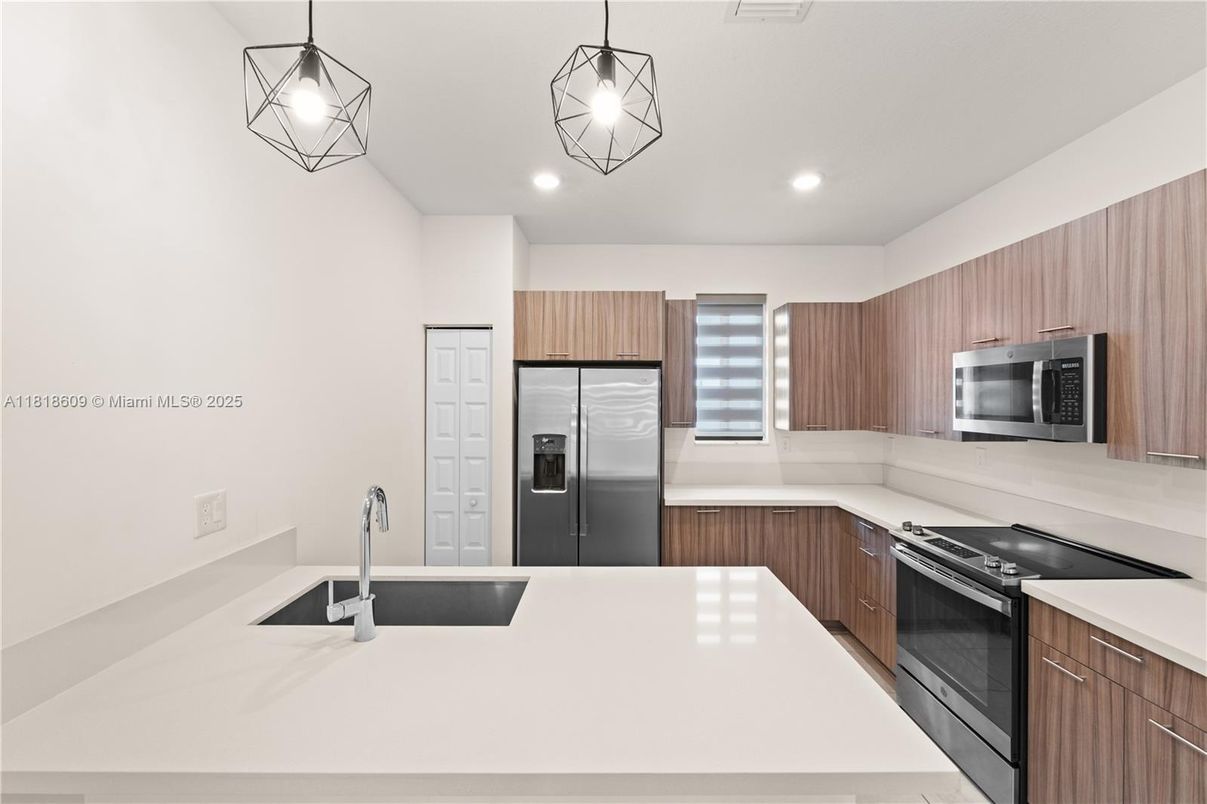 Interior, Kitchen, Recessed Lighting