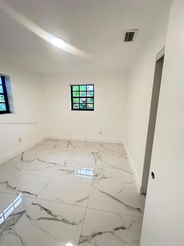 Empty room, Interior, Marble
