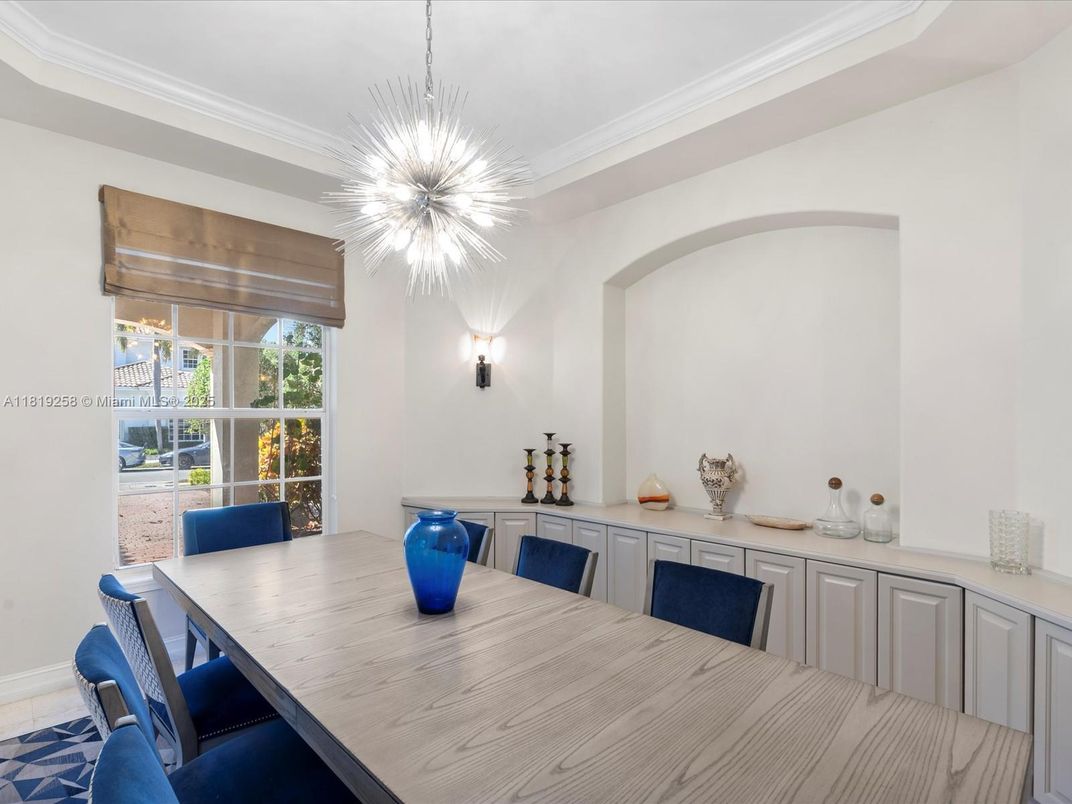 Dining room, Interior, Pendant Lights
