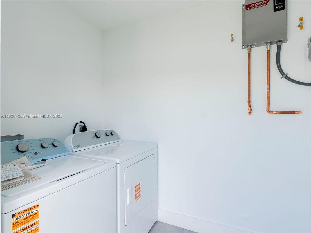 Interior, Washer