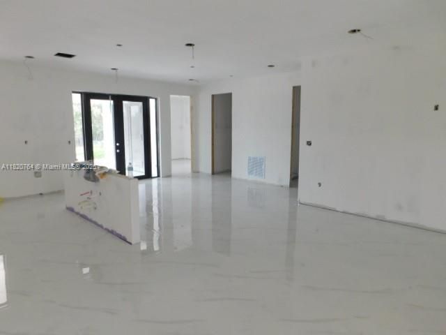 Empty room, Interior, Marble, Pendant Lights