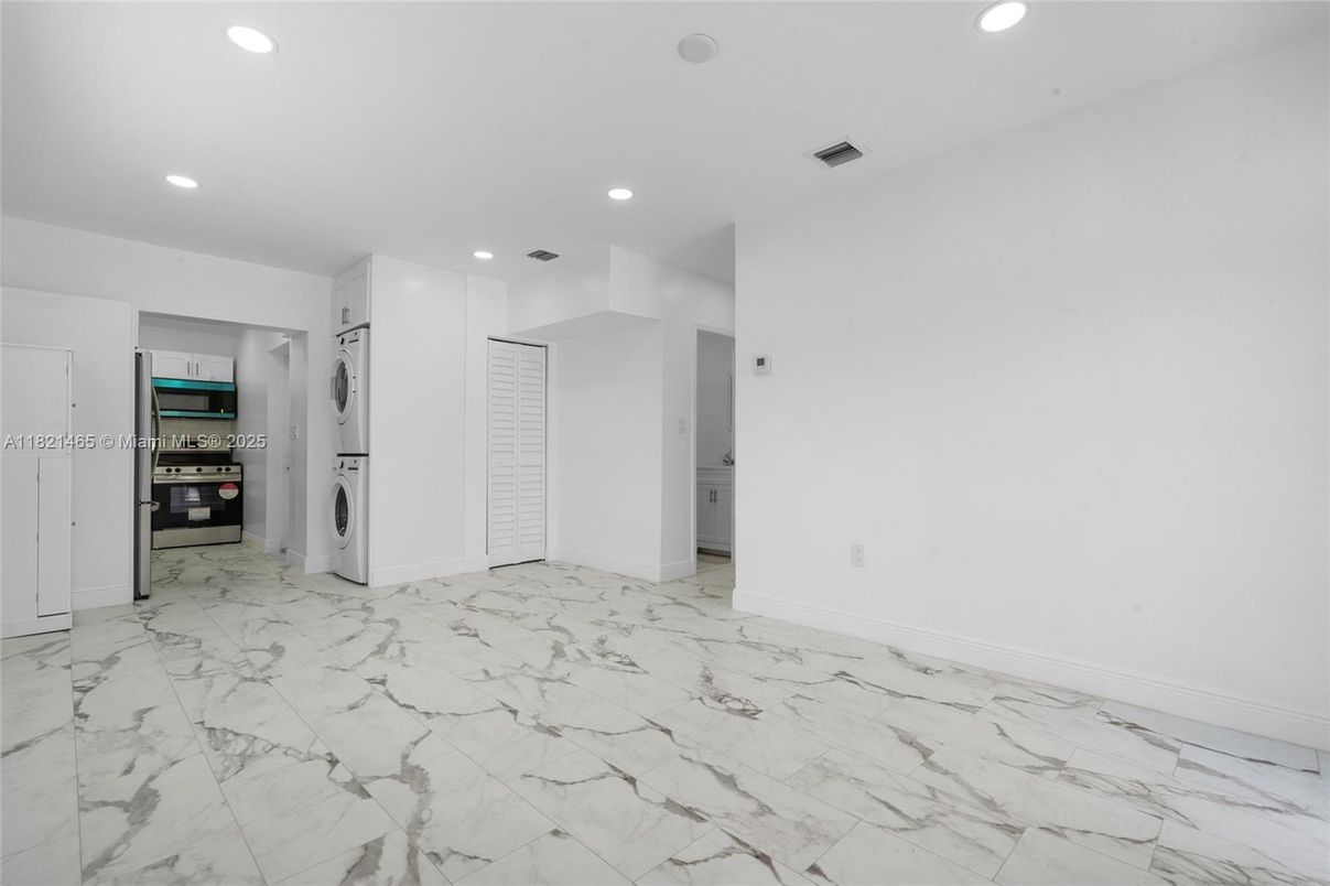 Empty room, Interior, Kitchen, Marble, Recessed Lighting