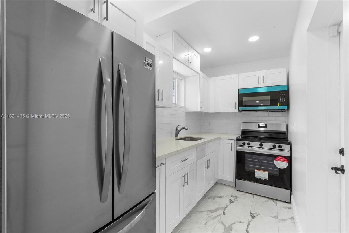 Interior, Kitchen, Marble, Recessed Lighting, Stainless Steel Appliances
